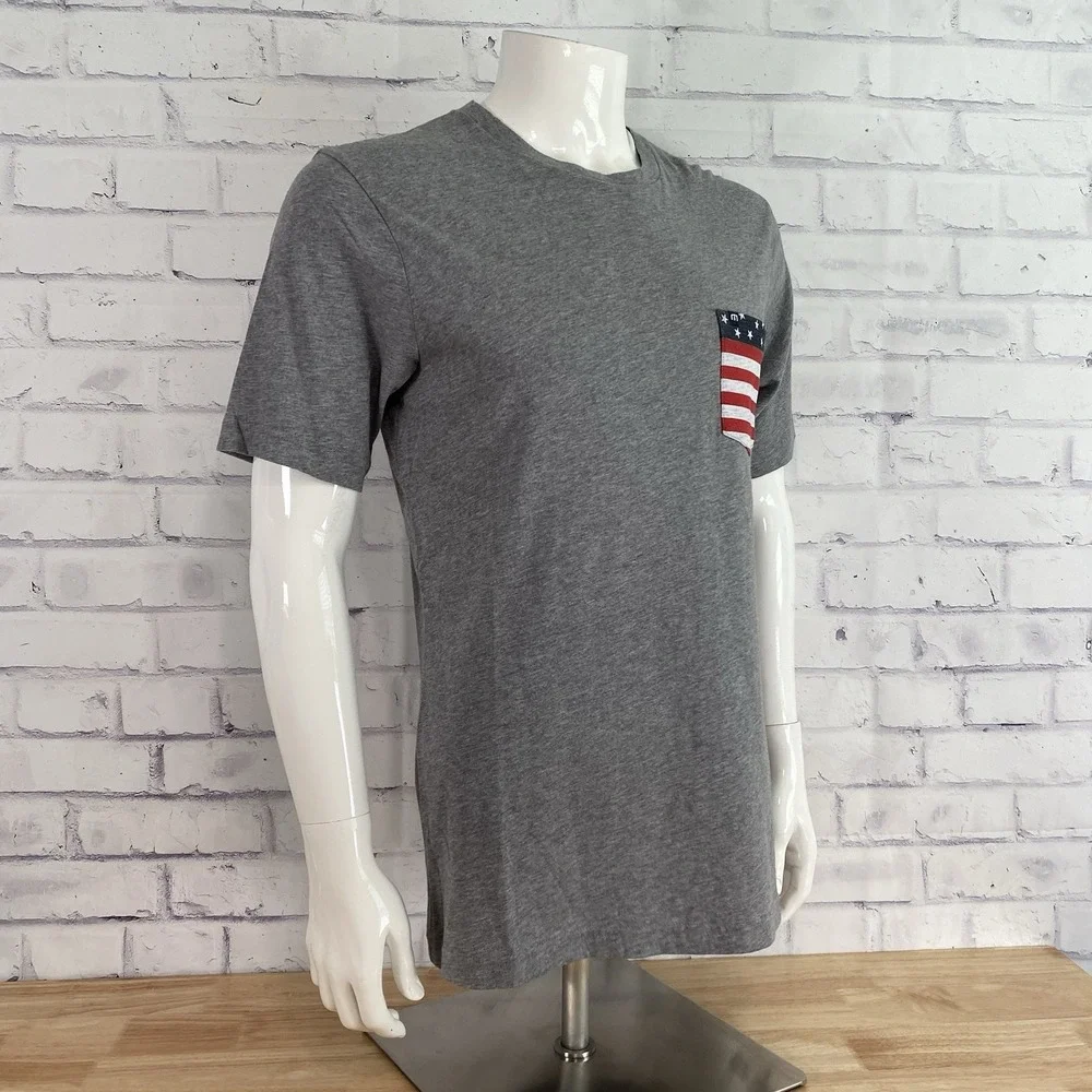 Travis Matthew Shirt Men's Medium Short Sleeve Party On T-Shirt Golf NWT - Picture 8 of 13